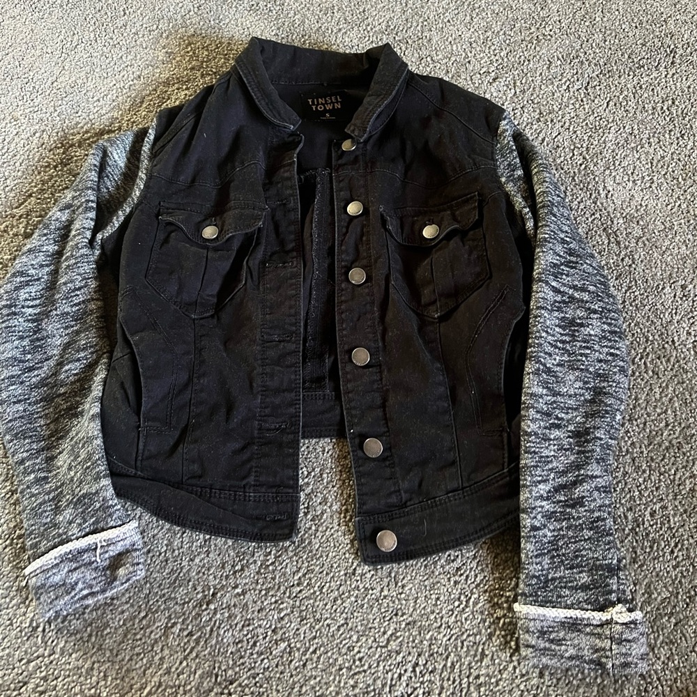 Crop top black denim jacket